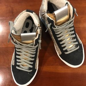 P448 Star 2.0 High Tops - Black/Gold Glitter